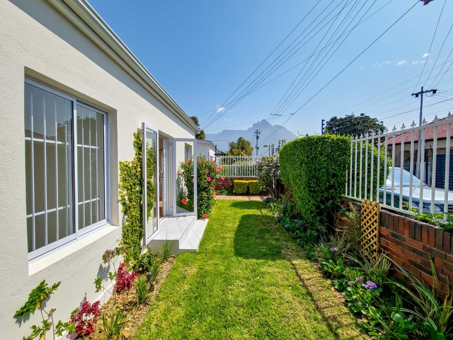 To Let 4 Bedroom Property for Rent in Mowbray Western Cape